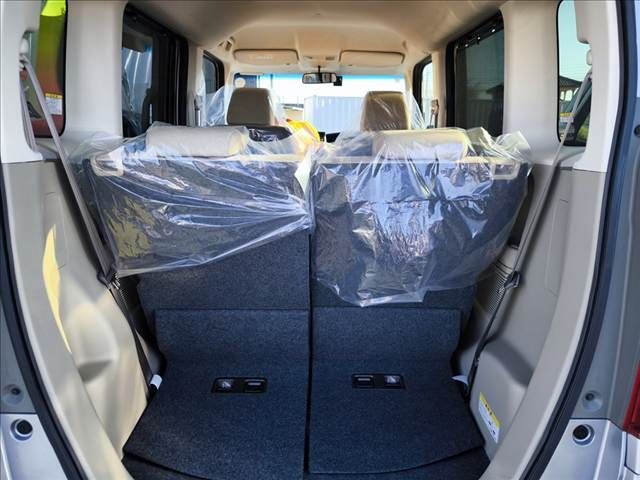 HONDA N BOX 2019 Image 31