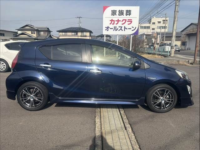 TOYOTA AQUA 2016 Image 31