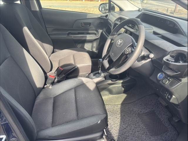 TOYOTA AQUA 2016 Image 31