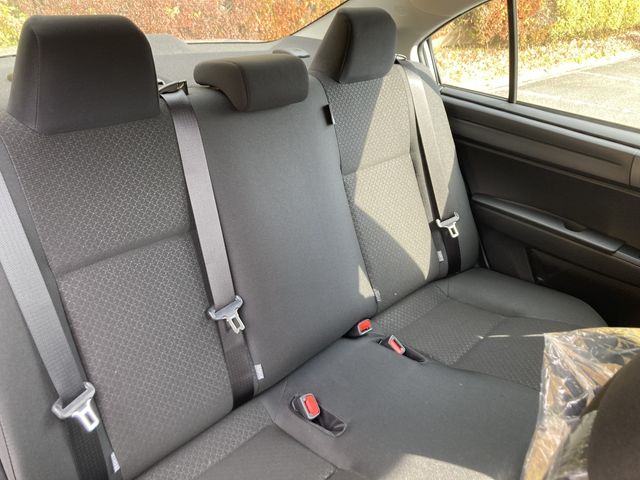 TOYOTA COROLLA AXIO HYBRID 2026 Image 31