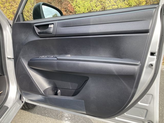 TOYOTA COROLLA AXIO HYBRID 2026 Image 31