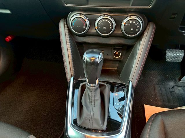 MAZDA DEMIO 2015 Image 31