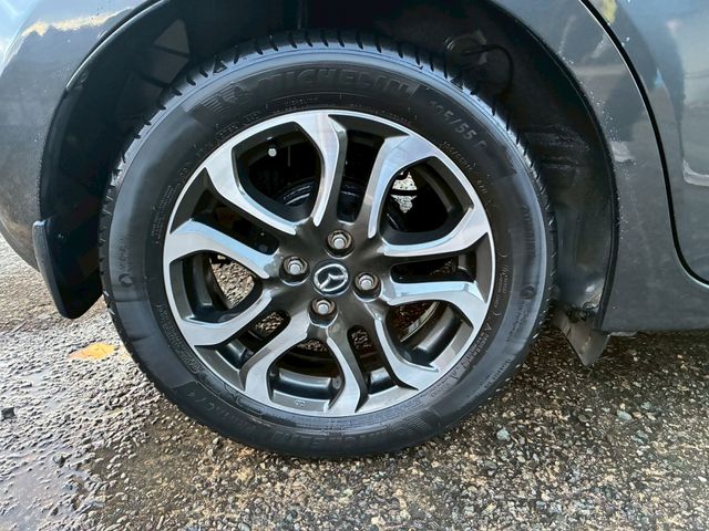 MAZDA DEMIO 2015 Image 31