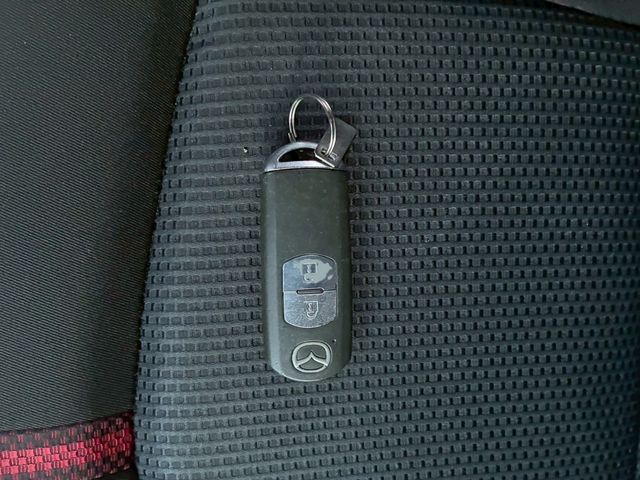 MAZDA DEMIO 2015 Image 31