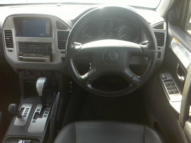 MITSUBISHI PAJERO WAGON 2005 Image 31