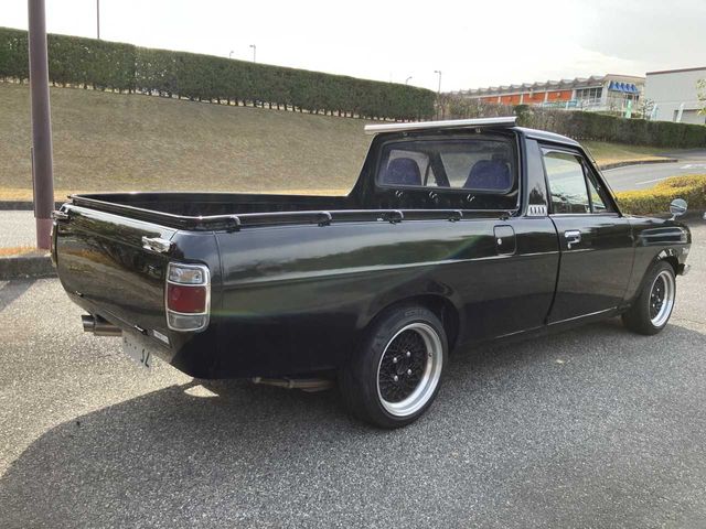NISSAN SUNNY TRUCK 1993 Image 31