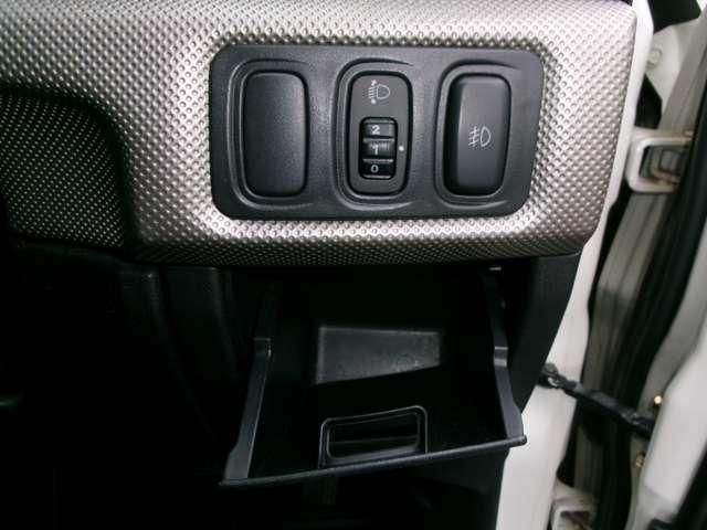 MITSUBISHI PAJERO IO  4WD 2006 Image 31