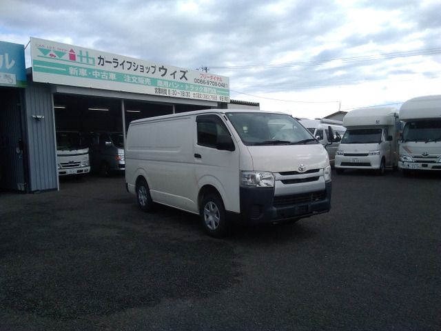 TOYOTA HIACE VAN 4WD 2015 Image 31