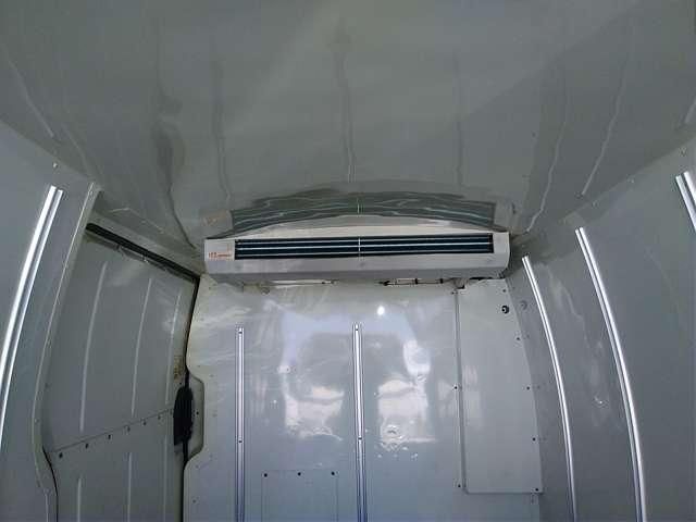 TOYOTA HIACE VAN 4WD 2015 Image 31