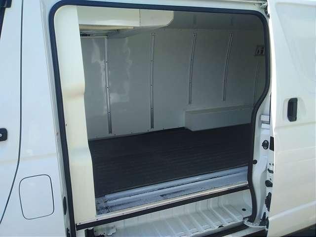 TOYOTA HIACE VAN 4WD 2015 Image 31