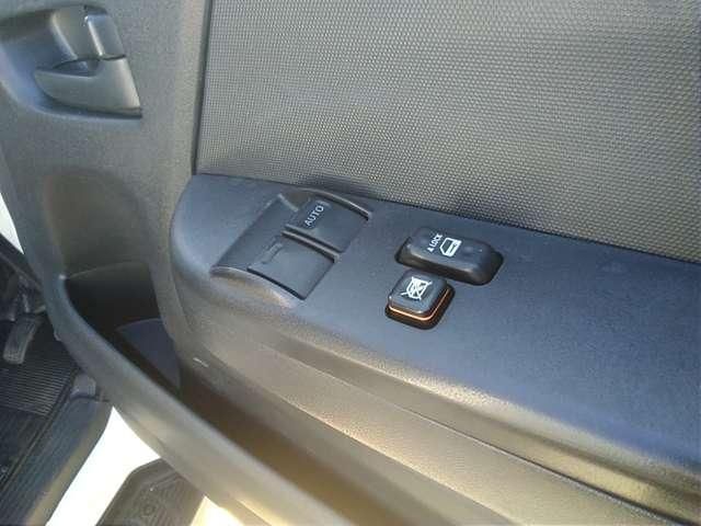 TOYOTA HIACE VAN 4WD 2015 Image 31