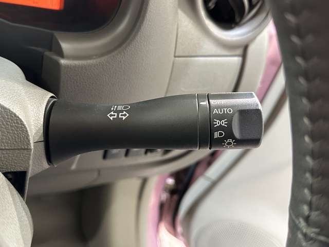 NISSAN MARCH BOLERO 2015 Image 31