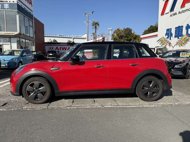 BMW MINI COOPER D 5DOOR 2021 Image 31