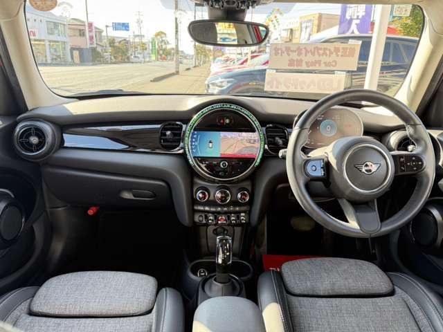 BMW MINI COOPER D 5DOOR 2021 Image 31