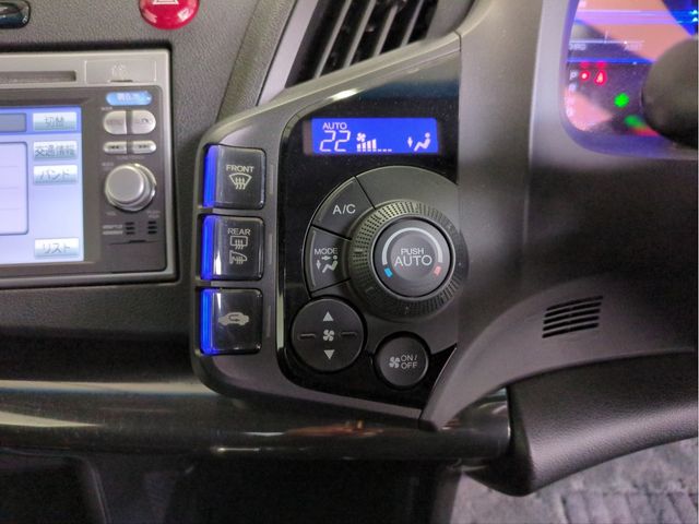 HONDA CR-Z 2013 Image 31