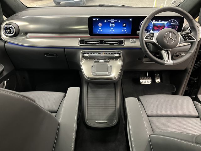 MERCEDES BENZ V CLAS 2024 Image 31