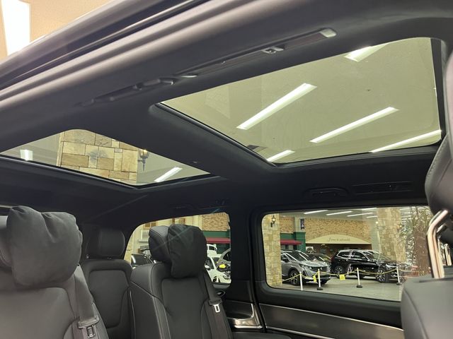 MERCEDES BENZ V CLAS 2024 Image 31