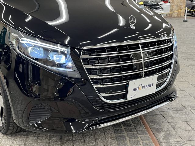 MERCEDES BENZ V CLAS 2024 Image 31