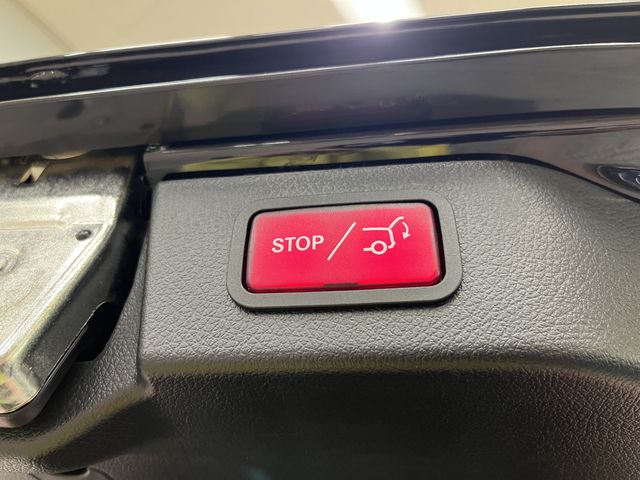 MERCEDES BENZ V CLAS 2024 Image 31