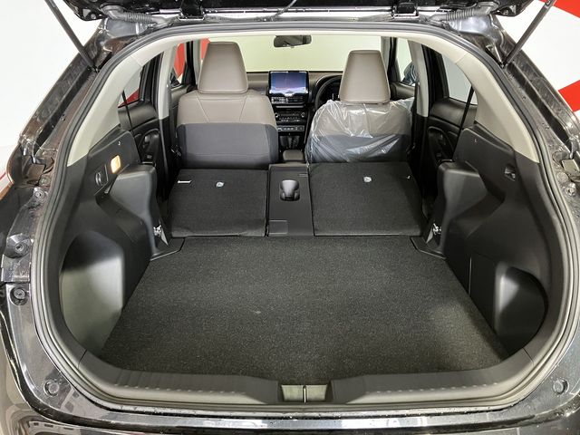 TOYOTA YARIS CROSS HYBRID 2025 Image 31