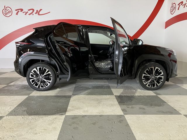 TOYOTA YARIS CROSS HYBRID 2025 Image 31