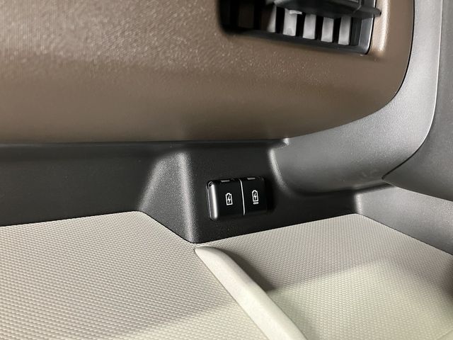 SUZUKI SPACIA 4WD 2024 Image 31