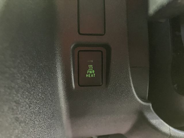 TOYOTA HIACE VAN 4WD 2018 Image 31