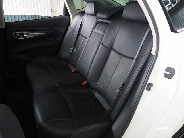 NISSAN FUGA 2015 Image 31