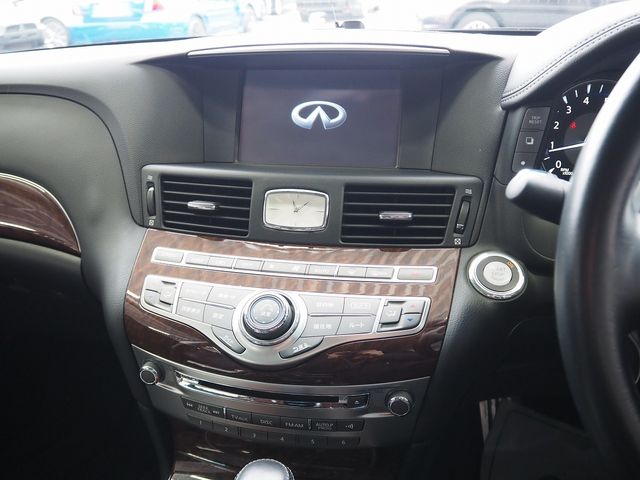 NISSAN FUGA 2015 Image 31