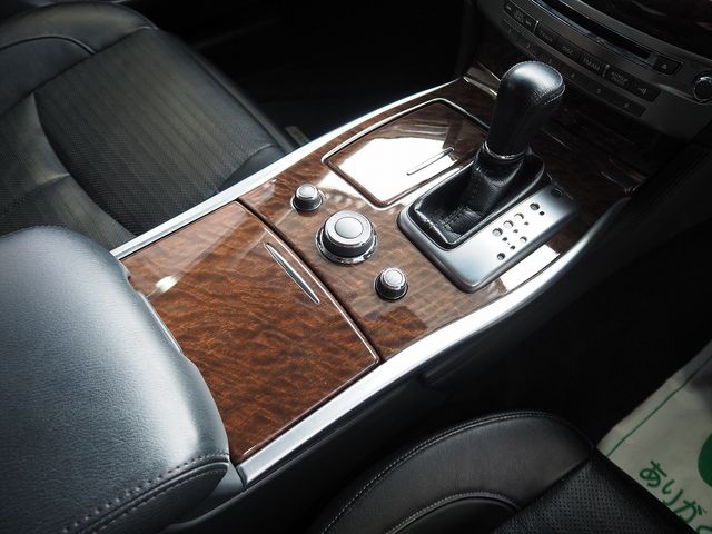 NISSAN FUGA 2015 Image 31