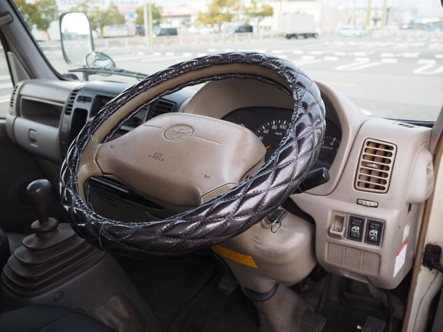 TOYOTA DYNA 2006 Image 31