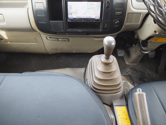 TOYOTA DYNA 2006 Image 31