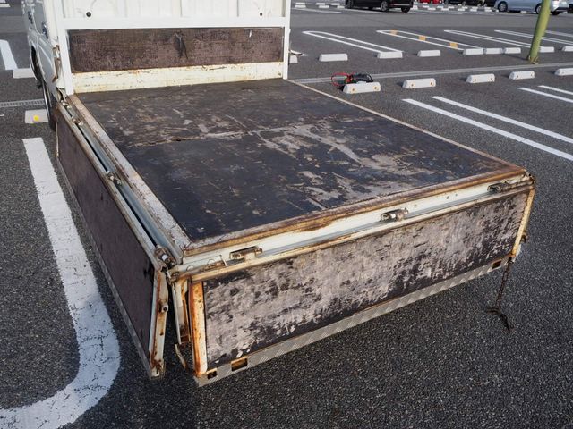 TOYOTA DYNA 2006 Image 31