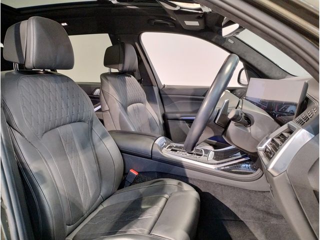 BMW X7 2024 Image 31