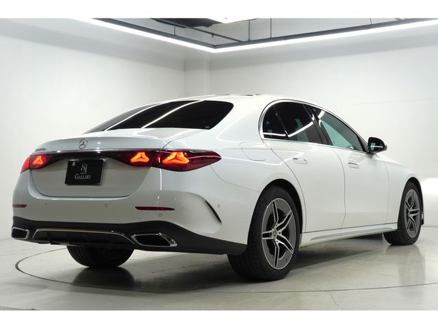 MERCEDES BENZ E CLAS 2024 Image 31