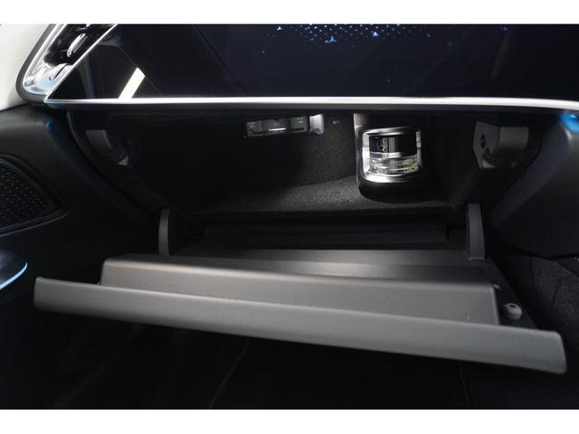 MERCEDES BENZ E CLAS 2024 Image 31