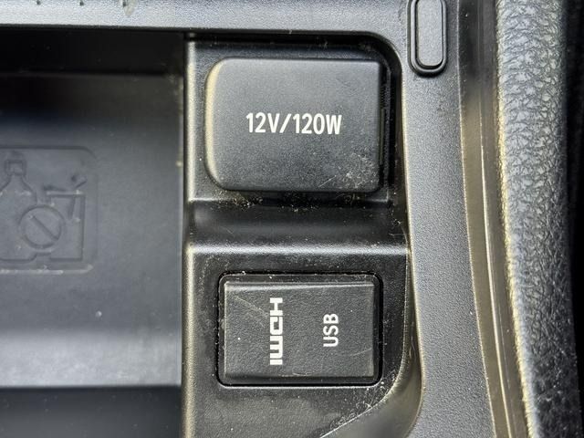 TOYOTA HARRIER 2WD 2018 Image 31