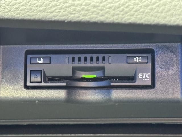 TOYOTA HARRIER 2WD 2018 Image 31