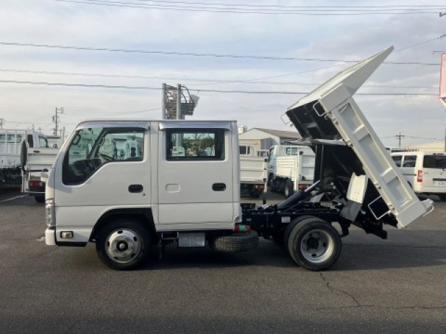 ISUZU ELF 2018 Image 31