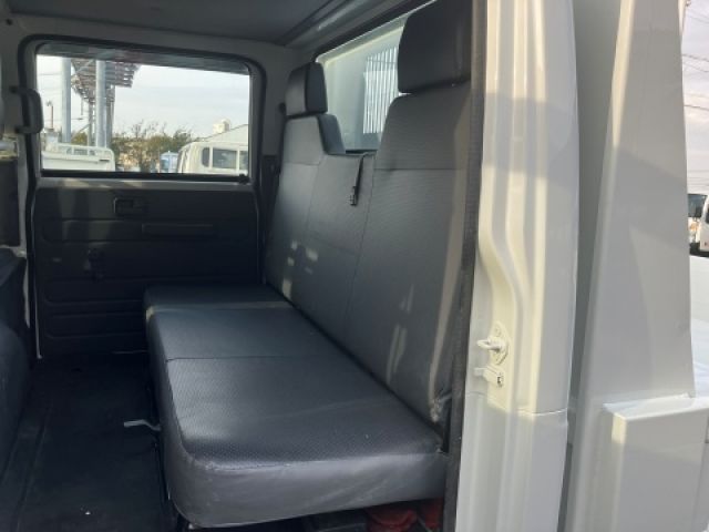 ISUZU ELF 2018 Image 31