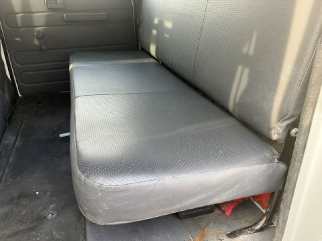 ISUZU ELF 2018 Image 31