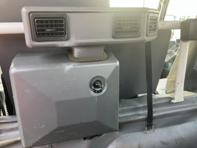 ISUZU ELF 2018 Image 31
