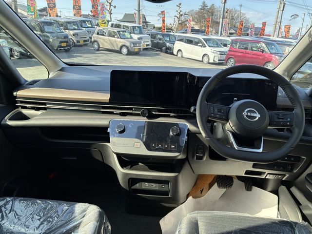 NISSAN SERENA  WG 4WD 2025 Image 31