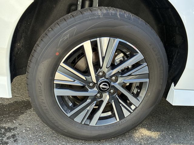 NISSAN SERENA  WG 4WD 2025 Image 31