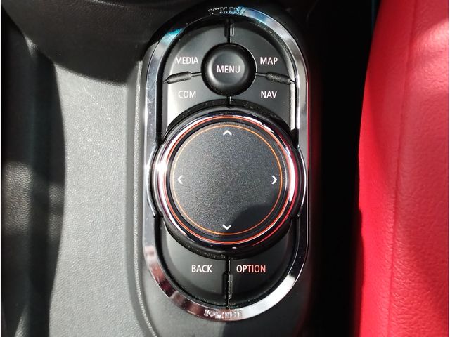 BMW MINI COOPER S 2019 Image 31