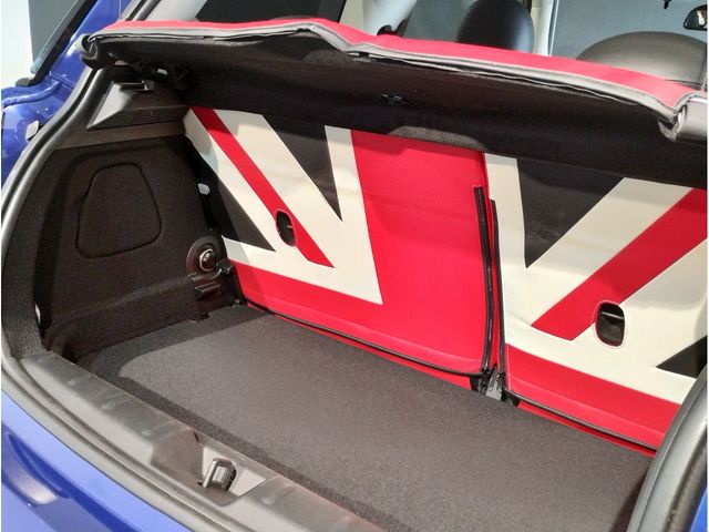 BMW MINI COOPER S 2019 Image 31