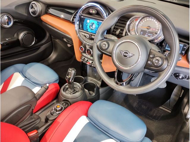 BMW MINI COOPER OPEN 2021 Image 31