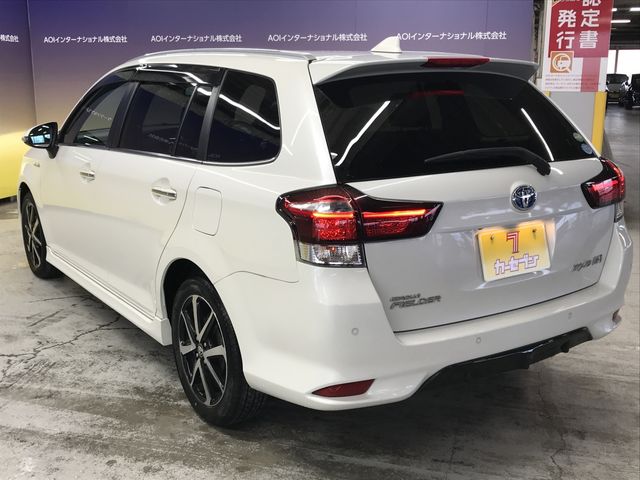 TOYOTA COROLLA FIELDER HYBR 2019 Image 31