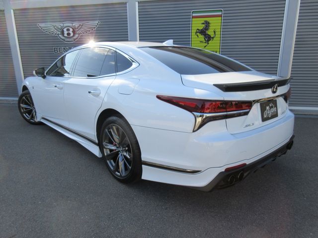 TOYOTA LEXUS LS500 2019 Image 31