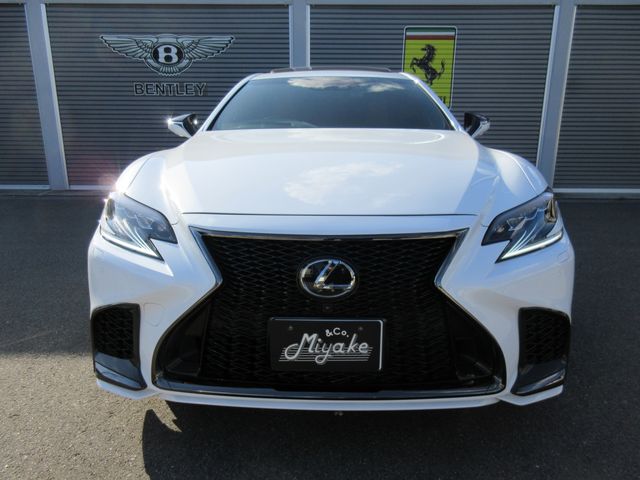 TOYOTA LEXUS LS500 2019 Image 31